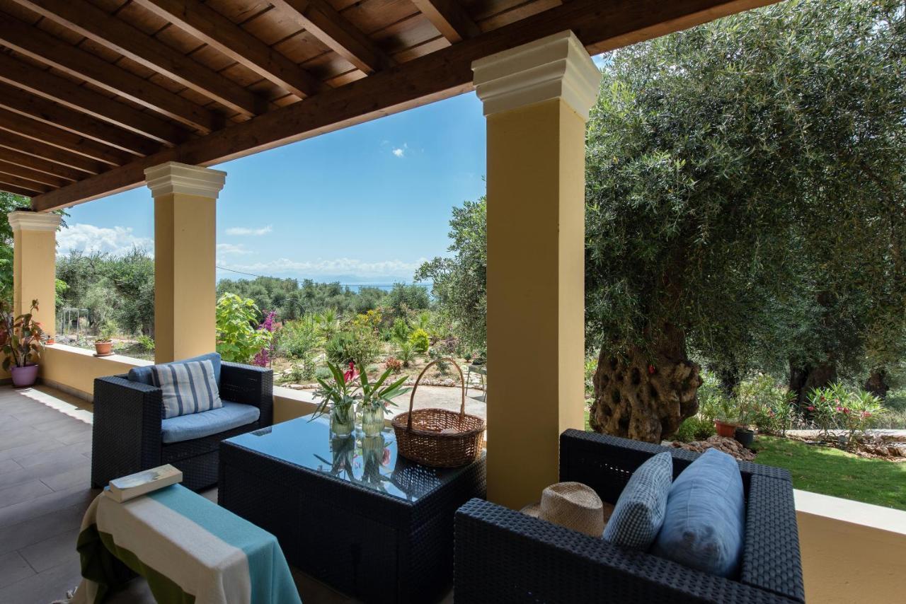 Villa Terra Rossa By Konnect, Views To Ionian Sea Spartylas Esterno foto