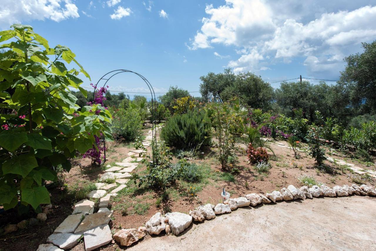 Villa Terra Rossa By Konnect, Views To Ionian Sea Spartylas Esterno foto