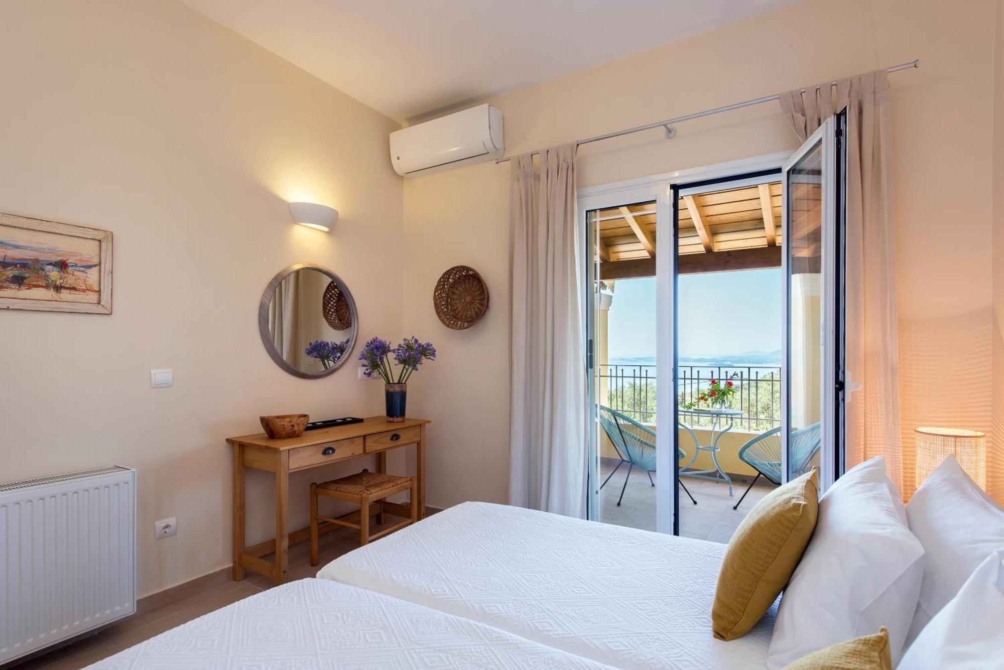 Villa Terra Rossa By Konnect, Views To Ionian Sea Spartylas Esterno foto